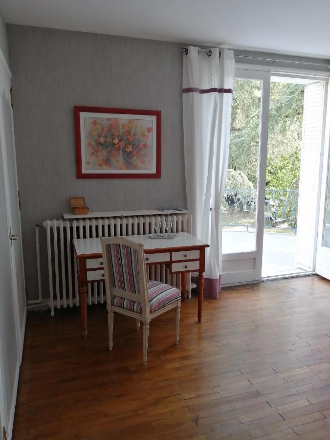 Gite De L'Aqueduc Le Douhet Eksteriør billede